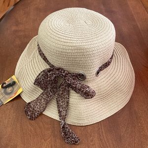 Womens Dressy straw hat